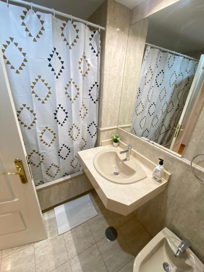 Deyanira Suite, Aeropuerto, Ifema Madrid Ngoại thất bức ảnh