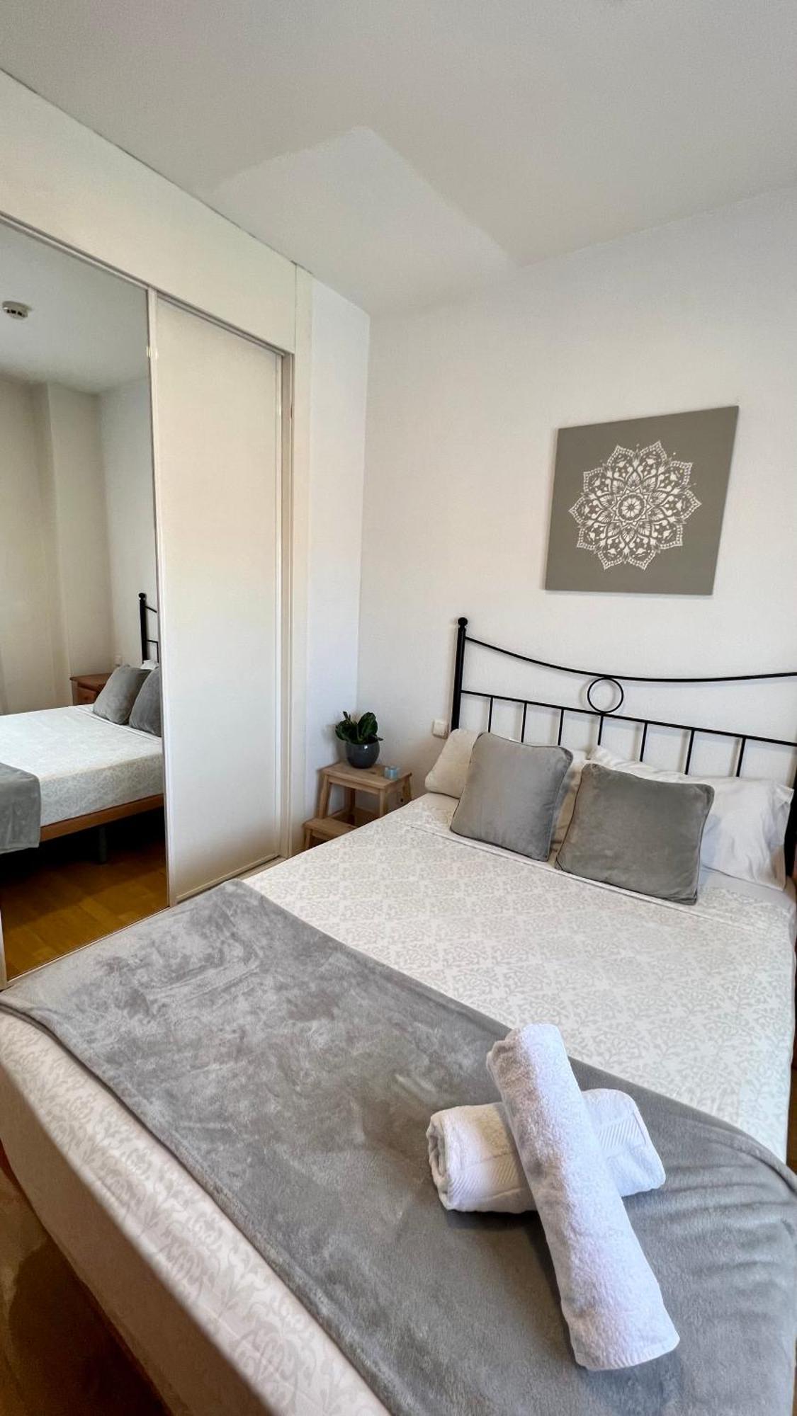 Deyanira Suite, Aeropuerto, Ifema Madrid Ngoại thất bức ảnh