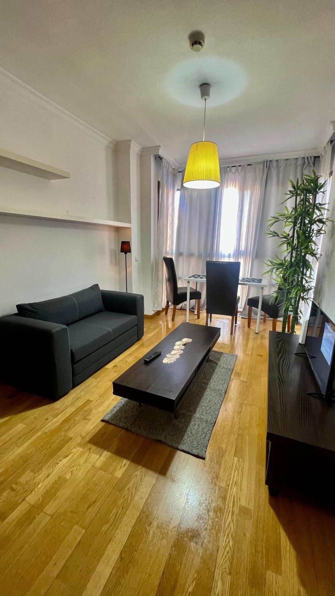 Deyanira Suite, Aeropuerto, Ifema Madrid Ngoại thất bức ảnh